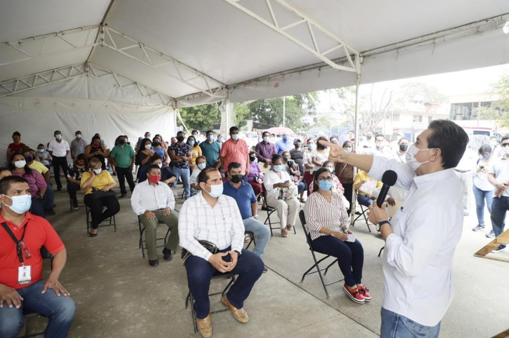 dialogo con la población